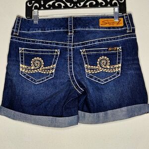 Seven cuffed ladies Jean shorts